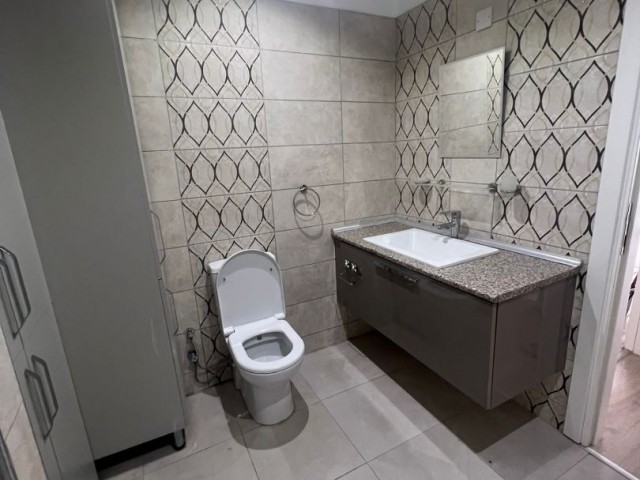 Flat To Rent in Küçük Kaymaklı, Nicosia