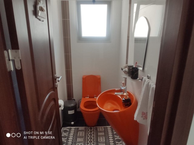 LEFKOŞA HAMİTKÖY'DE SATILIK PENTHOUSE