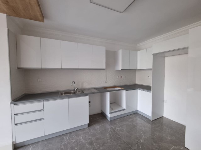 Flat To Rent in Dumlupınar, Nicosia