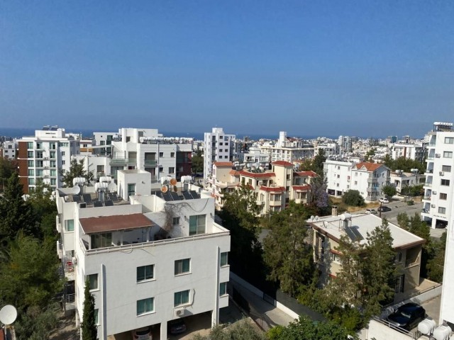 WOHNUNG ZUM VERKAUF IM KYRENIA CENTER