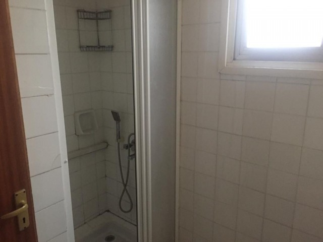 LEFKOŞA METEHAN KİRALIK DAİRE 3+1 EŞYASIZ