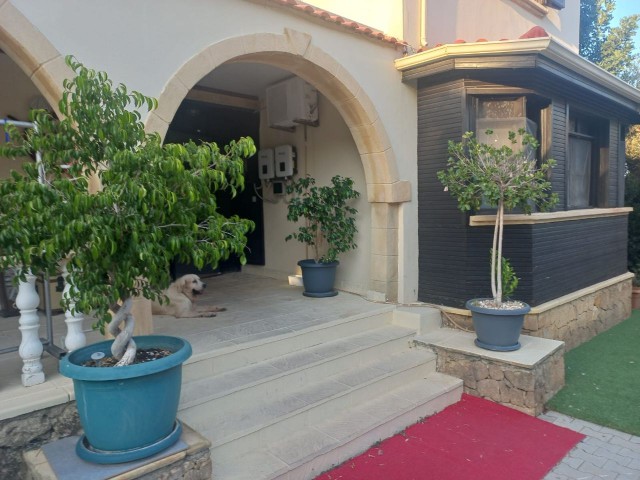 HOUSE FOR RENT 2,500 STG IN GUINEA ALSANCAK