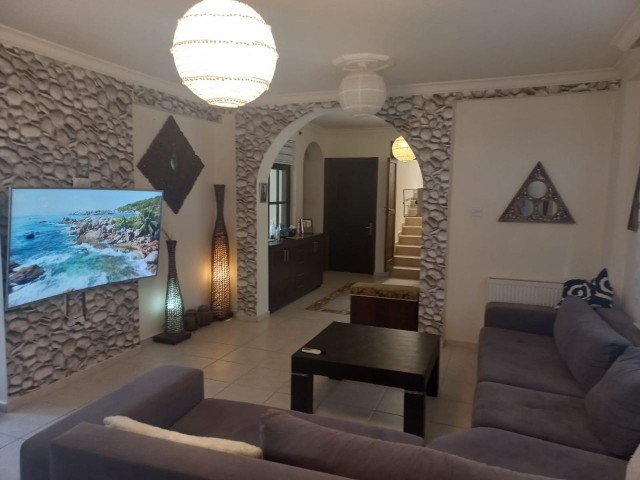 HOUSE FOR RENT 2,500 STG IN GUINEA ALSANCAK