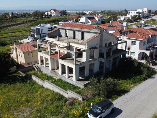 FREISTEHENDES HAUS ZU VERKAUFEN IN LEFKOŞA GÖNYELİ AŞIKLAR HILL