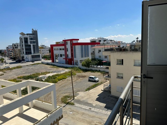 LEFKOŞA YENİŞEHİR BÖLGESİNDE YENİ SIFIR SATILIK DAİRE