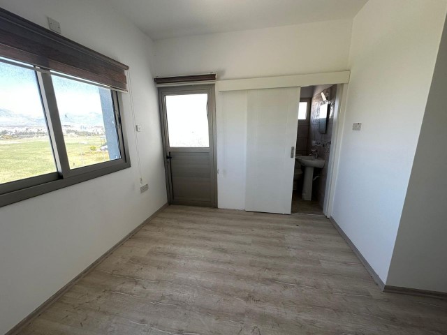 LEFKOŞA YENİŞEHİR BÖLGESİNDE YENİ SIFIR SATILIK DAİRE