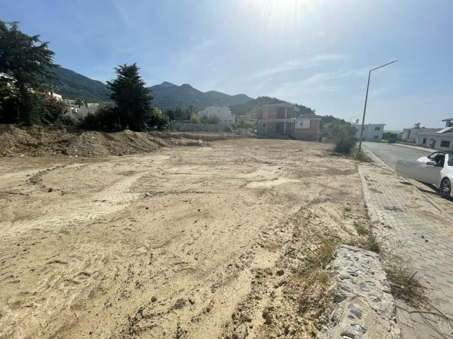 LAND FOR SALE IN KYRENIA ÇATALKOY REGION WITH MOUNTAIN SEA VIEW