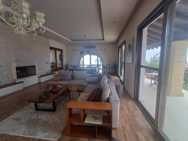 LUXURY DETACHED HOUSE FOR SALE IN GÖNYELİ AŞIKLAR HILL