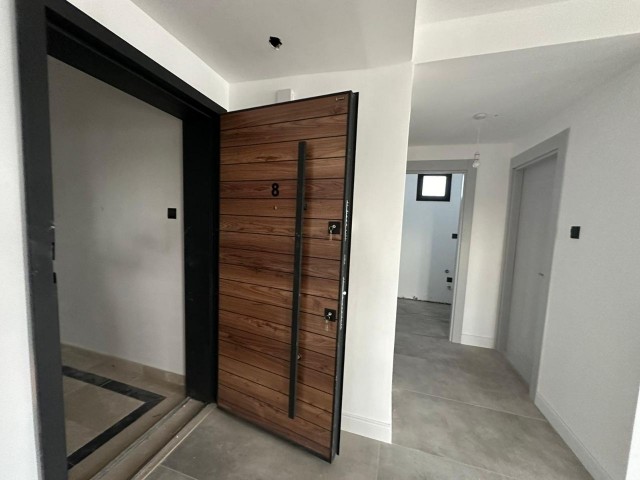 NEUE NEUE LUXUSWOHNUNG ZUM VERKAUF IN NICOSIA KIZILBAŞ