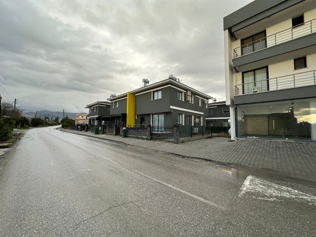 NEUES NEUES GESCHÄFT ZUM VERKAUF AN DER HAUPTSTRASSE IM GEBIET DEMİRHAN