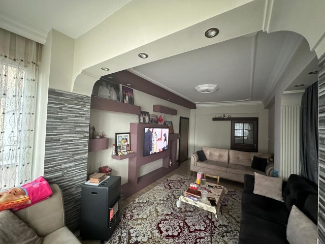 3+1 FLAT FOR SALE IN KÜÇÜK KAYMAKLI AREA