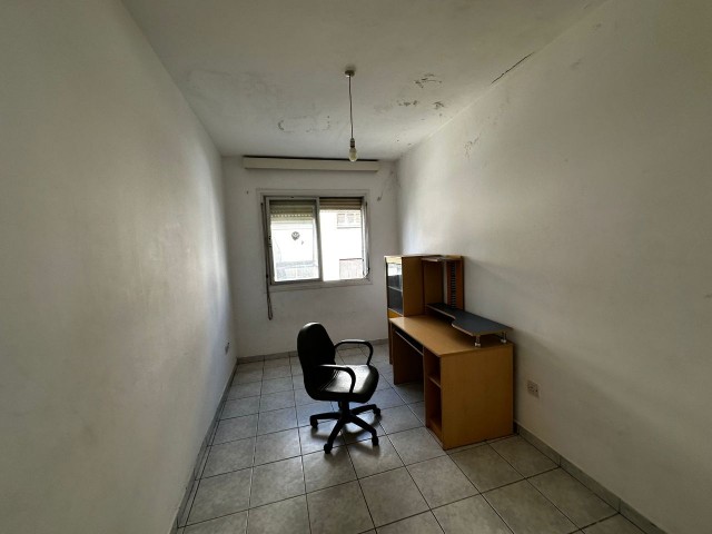 FLAT FOR SALE ON THE STREET IN NICOSIA KÖŞKLÜÇİFLİK AREA