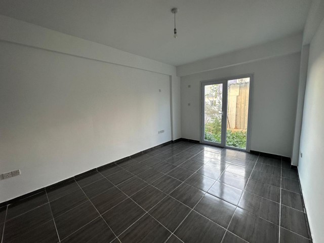 HASPOLAT BÖLGESİNDE YENİ SIFIR SATILIK 2+1 DAİRE