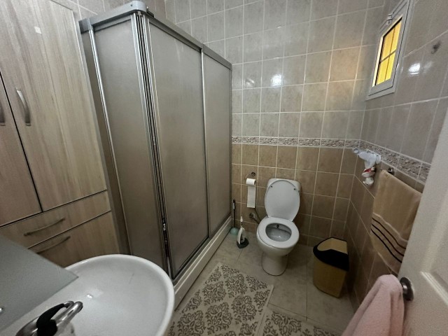 3+1 FLAT FOR RENT IN A SITE WITH POOL IN KYRENIA CENTER