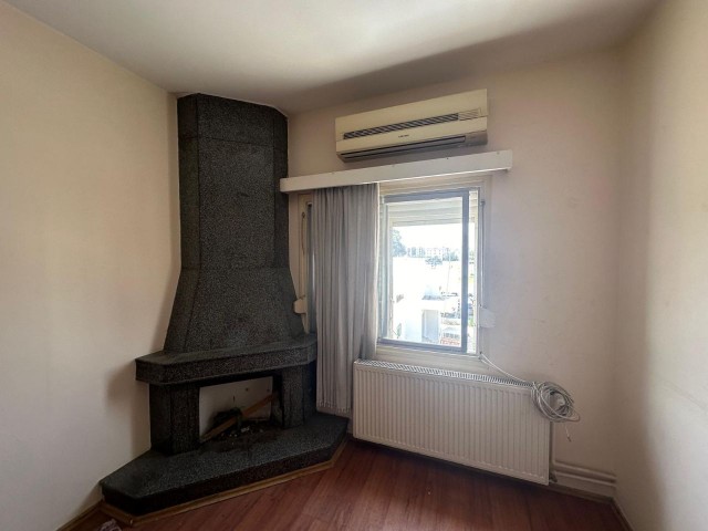 For Sale Küçük Kaymaklı 3+1 Flat with Fireplace