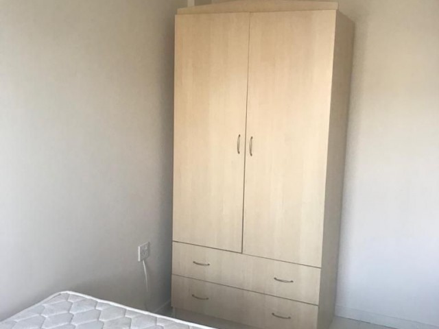 Yukarı Girne Bölgesinde Satılık 2+1 daire