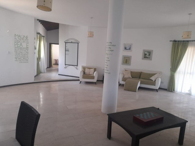 Triplex villa with pool for sale in Çatalkoy ** 