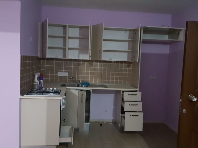 1+1 Flat for Sale in Girne, Zeytinlik Area