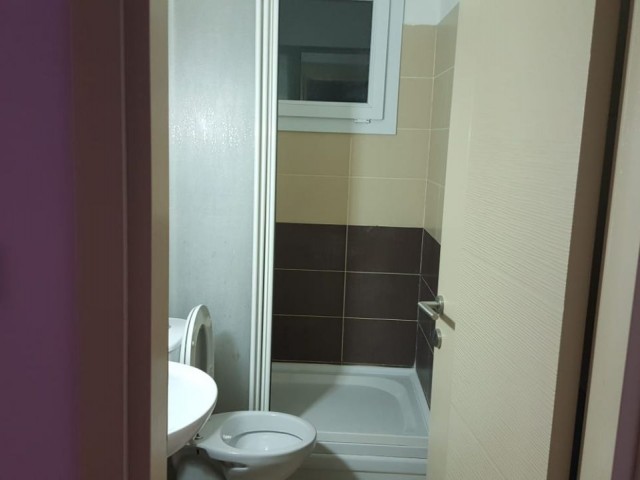 Girne, Zeytinlik Bölgesinde Satılık 1+1 Apartman Dairesi