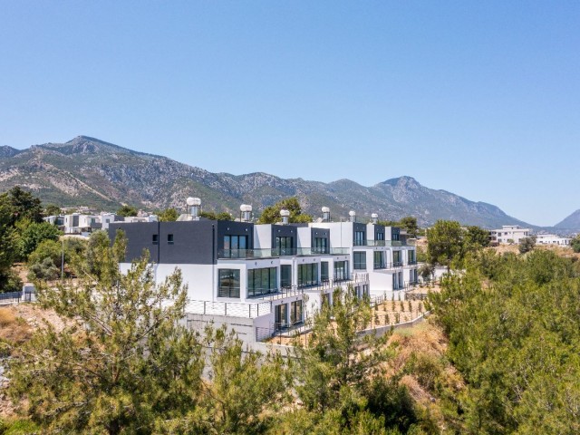 Villen zum Verkauf mit herrlicher Aussicht in Çatalköy, Kyrenia