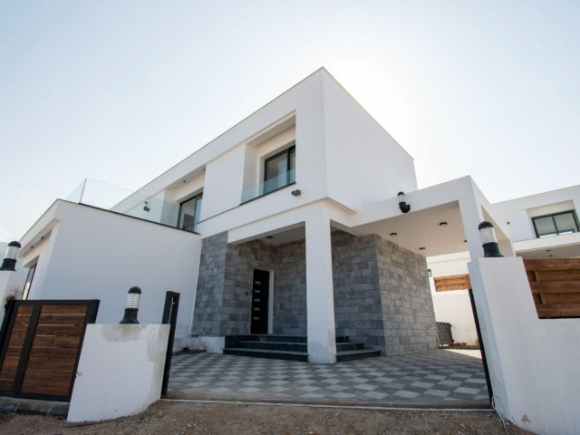 Girne'nin incisi Bellapais'de Modern Tasarımlı, Lüks 5+2 Satılık Villa