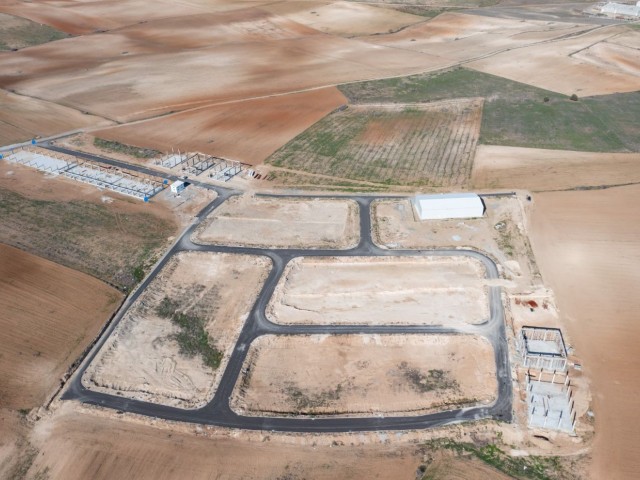 Lagerhallen mit türkischem Titel zum Verkauf in Nikosia Balıkesir