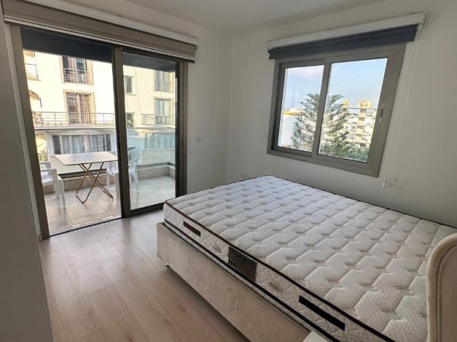 Girne Merkezde Lüks eşyalı Satılık 2+1