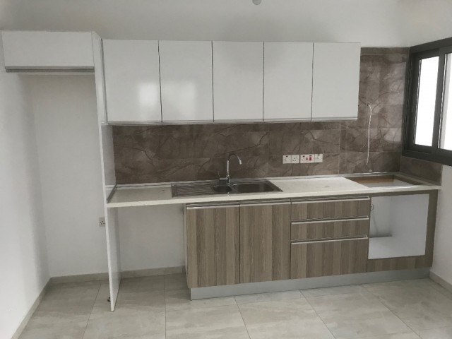 Flat To Rent in Girne Merkez, Kyrenia