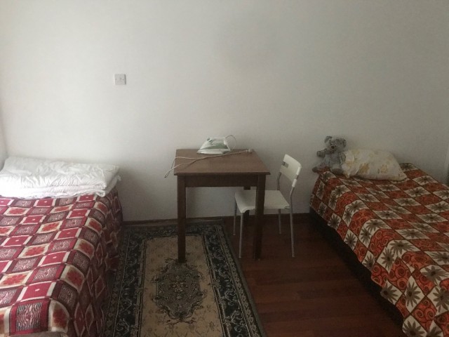 Akpınar arkası kiralık 2 odalı daire 2500 tl 1 dep