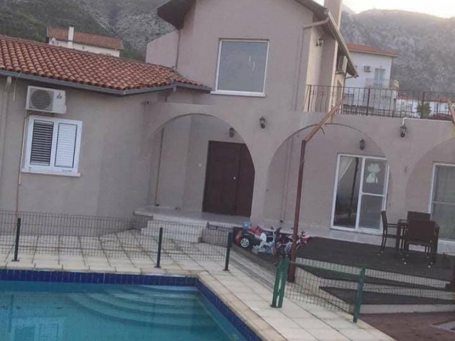 Villa For Sale in Çatalköy, Kyrenia