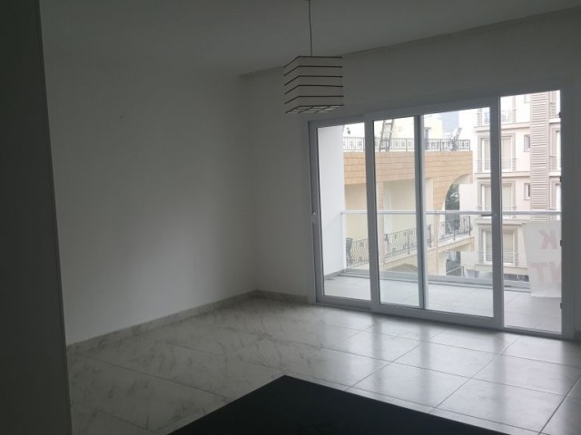 Flat To Rent in Girne Merkez, Kyrenia