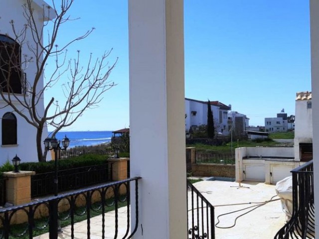 2+1 apartm. 50 m. from the sea, fully furnished, Ready Title. 