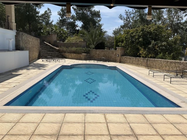 Esentepede 3 + 1 Villa Mit Pool ** 