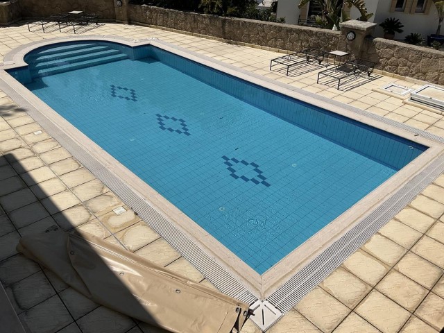 Esentepede 3 + 1 Villa Mit Pool ** 