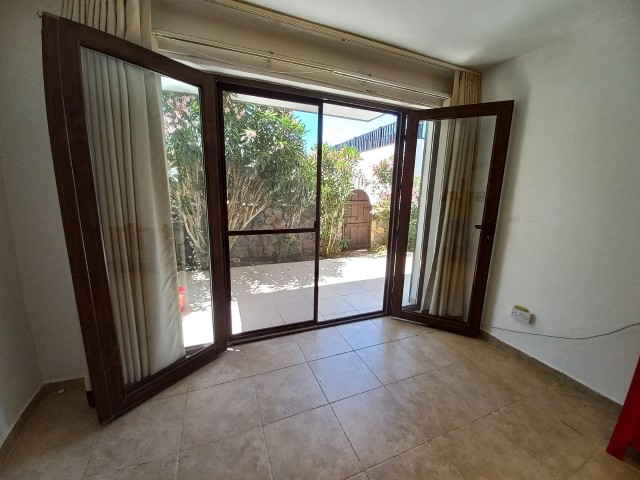 2 Bedroom Turkish Tile Apartment in Ozankoy