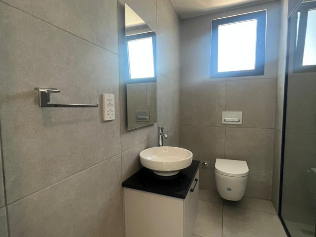 Esentepede 2+1 Lu Llogara Penthouse ** 