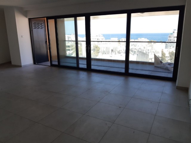 2 Bedroom Luxury Apartment in Kyrenia