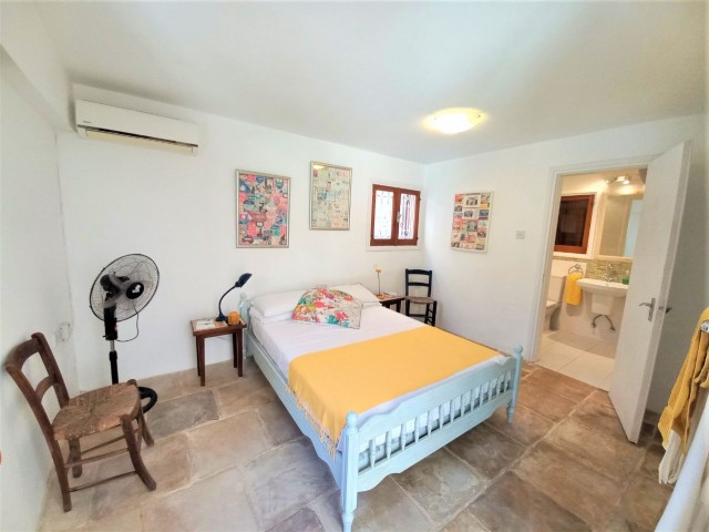 Kyrenia Türkisches Viertel - 5+3 Luxuriöses osmanisches Haus mit Pool! 