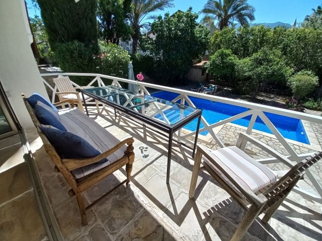 Kyrenia Türkisches Viertel - 5+3 Luxuriöses osmanisches Haus mit Pool! 