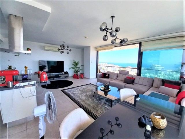 3+1 Luxury Flat with Turkish Title in the center of Kyrenia!!!