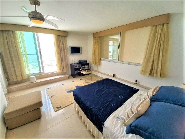 Luxuriöses Penthouse mit 4 Schlafzimmern in Doğanköy!