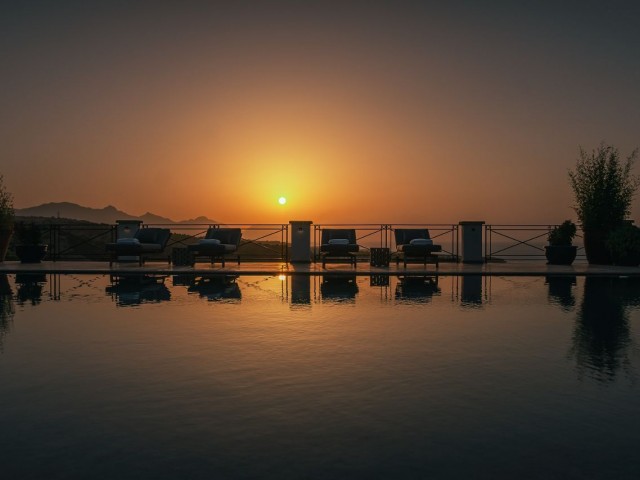 Wunderschöne Poolvilla mit 4 Schlafzimmern in Esentepe!