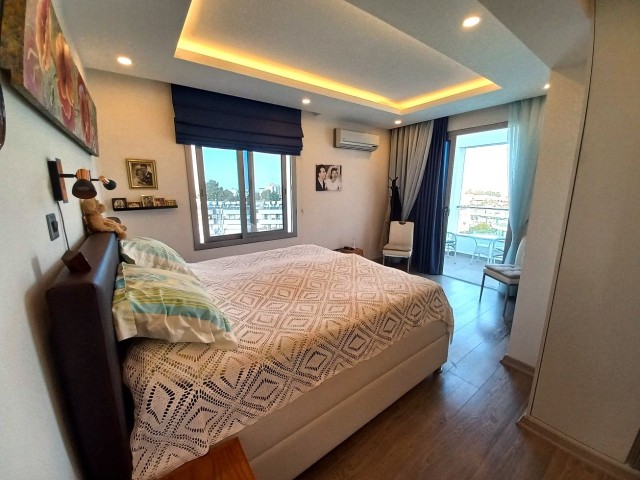 3+1 türkisches Penthouse im Zentrum von Kyrenia