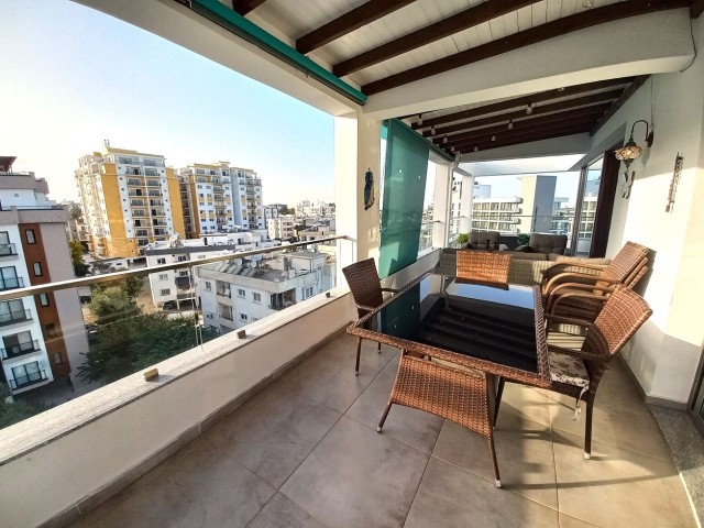 3+1 türkisches Penthouse im Zentrum von Kyrenia