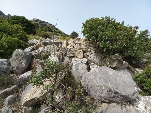 Feld Kaufen in Karşıyaka, Kyrenia