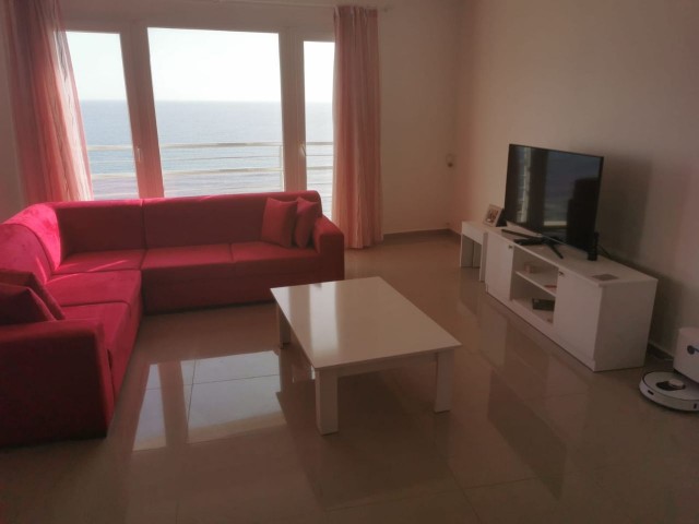 Flat for Rent in a Complex in Famagusta Gülseren Region ** 