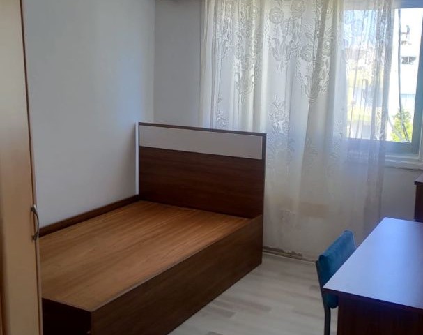 13.500 TL 2+1 FLAT FOR RENT IN GÜLSEREN