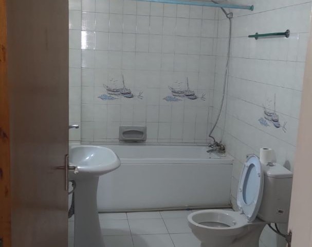 13.500 TL 2+1 FLAT FOR RENT IN GÜLSEREN