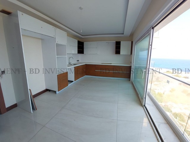 Luxury Spacious Apartment by the Seafront