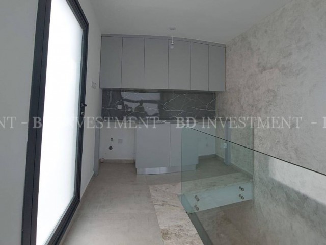 Fully Detached 4+1 Luxury Villa in Kermiya